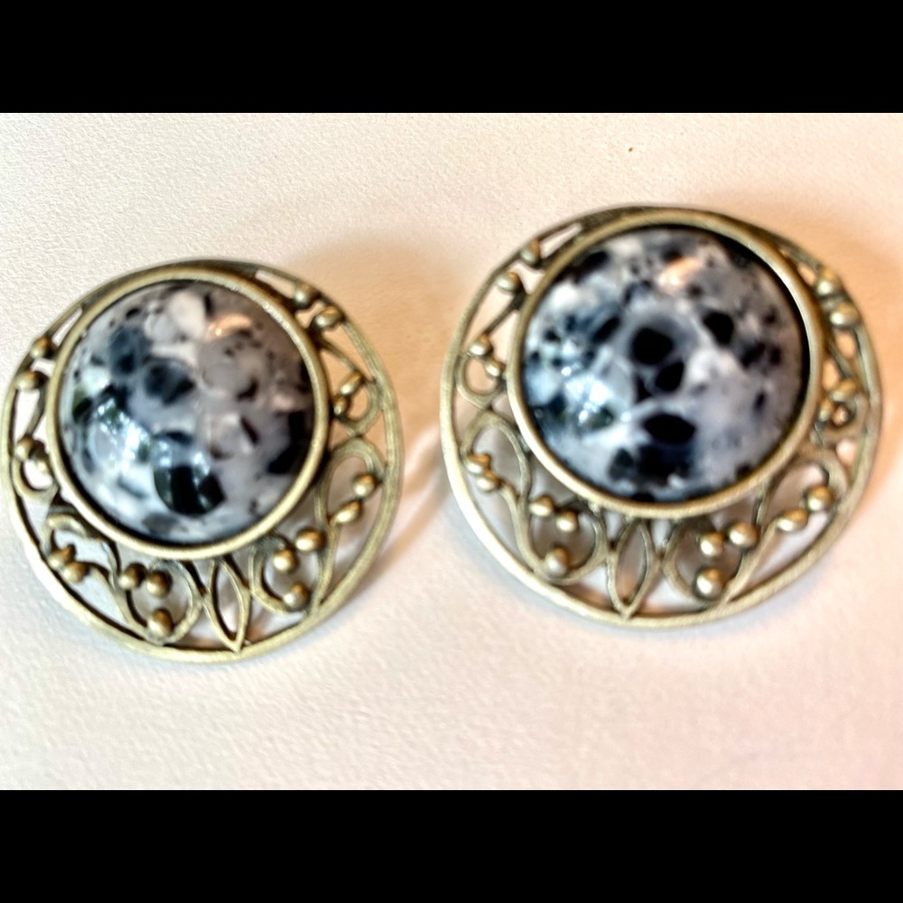 Vintage Silver Toned Filigree Disc Earrings w Black, Blue Gray and White Stones